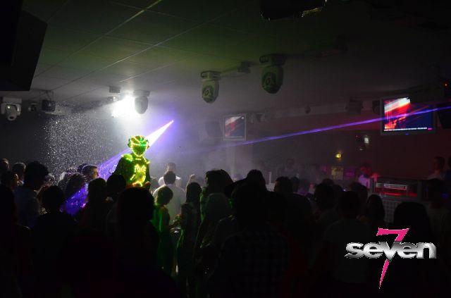 Cliquer pour voir l'image en taille réelle