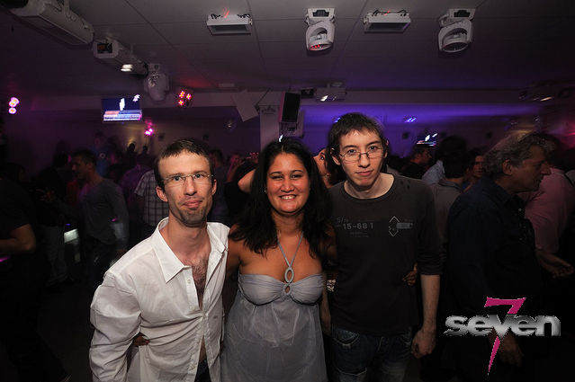 Cliquer pour voir l'image en taille réelle