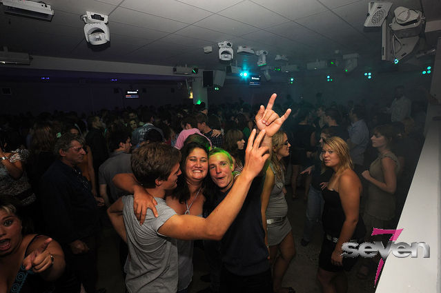 Cliquer pour voir l'image en taille réelle