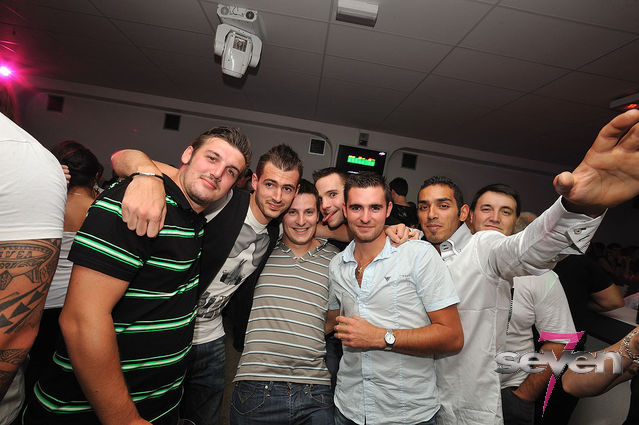 Cliquer pour voir l'image en taille réelle