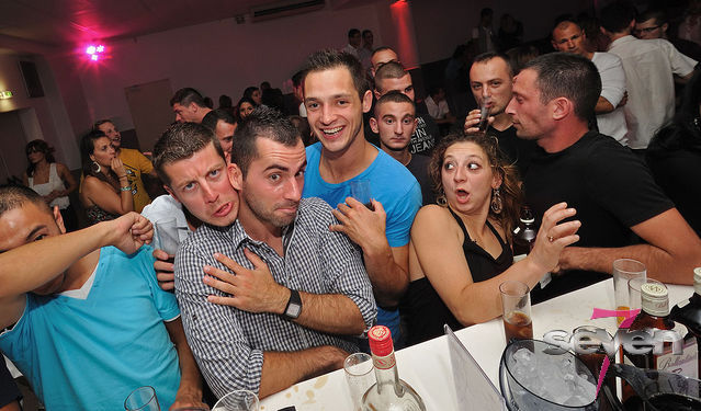 Cliquer pour voir l'image en taille réelle