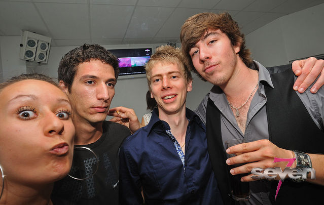 Cliquer pour voir l'image en taille réelle