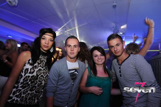 Cliquer pour voir l'image en taille réelle