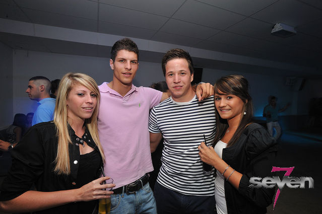 Cliquer pour voir l'image en taille réelle