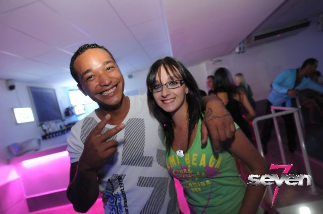 Cliquer pour voir l'image en taille réelle