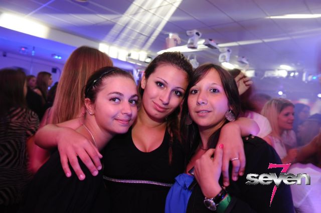 Cliquer pour voir l'image en taille réelle