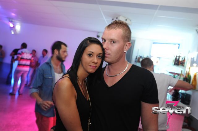 Cliquer pour voir l'image en taille réelle