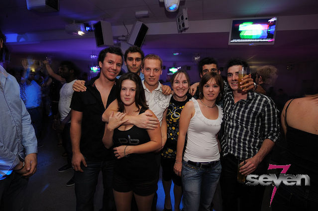 Cliquer pour voir l'image en taille réelle