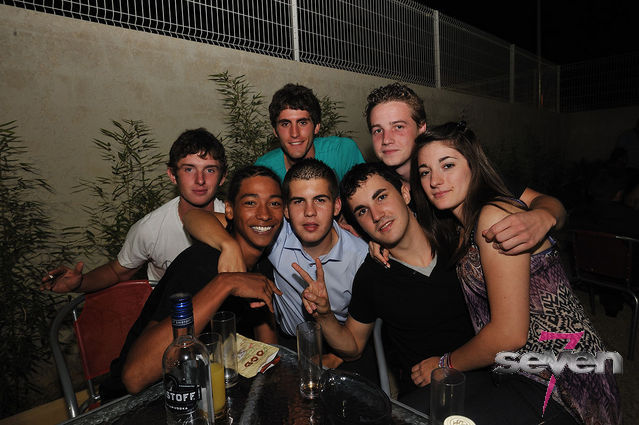 Cliquer pour voir l'image en taille réelle