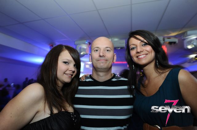 Cliquer pour voir l'image en taille réelle