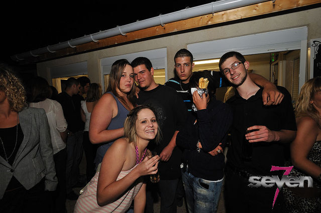 Cliquer pour voir l'image en taille réelle