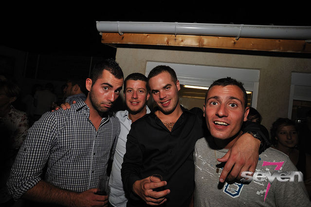 Cliquer pour voir l'image en taille réelle