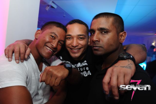 Cliquer pour voir l'image en taille réelle