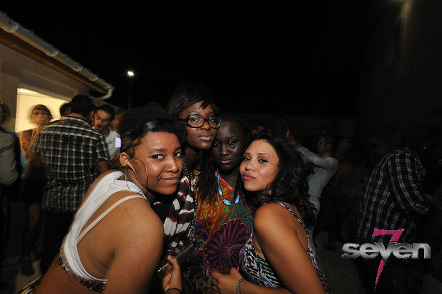 Cliquer pour voir l'image en taille réelle