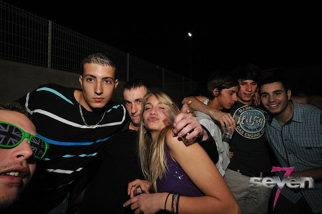 Cliquer pour voir l'image en taille réelle