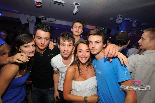 Cliquer pour voir l'image en taille réelle