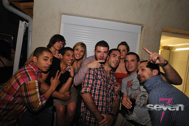 Cliquer pour voir l'image en taille réelle