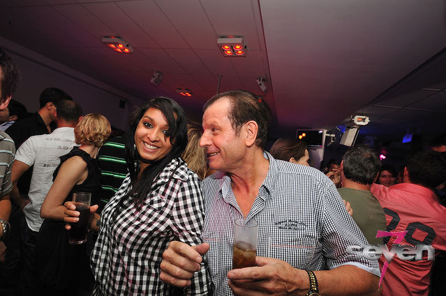 Cliquer pour voir l'image en taille réelle