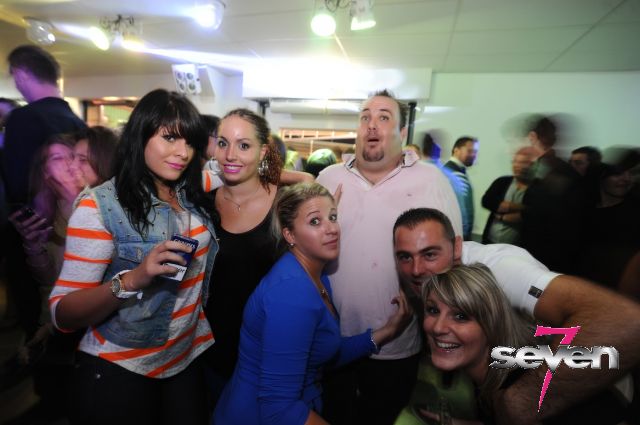 Cliquer pour voir l'image en taille réelle