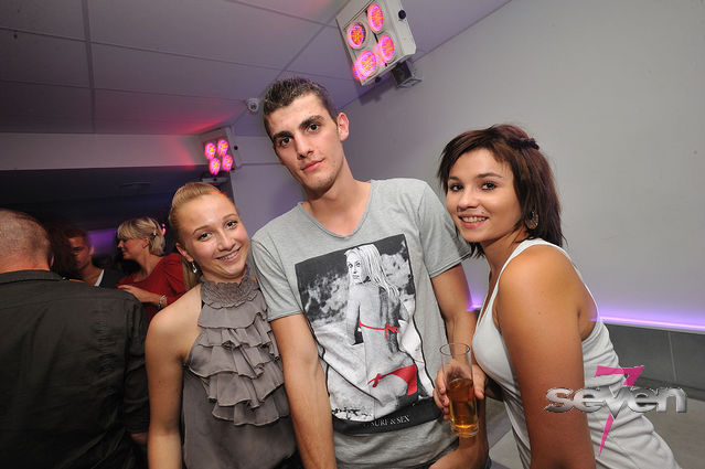 Cliquer pour voir l'image en taille réelle