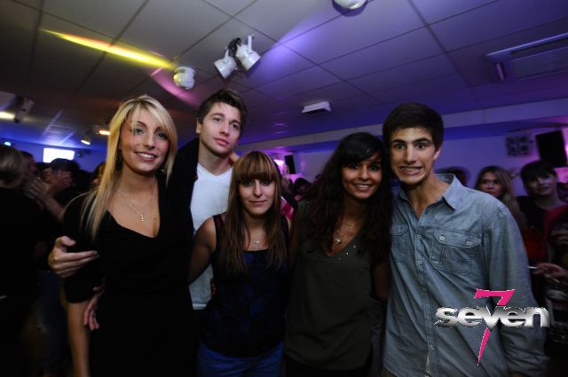 Cliquer pour voir l'image en taille réelle