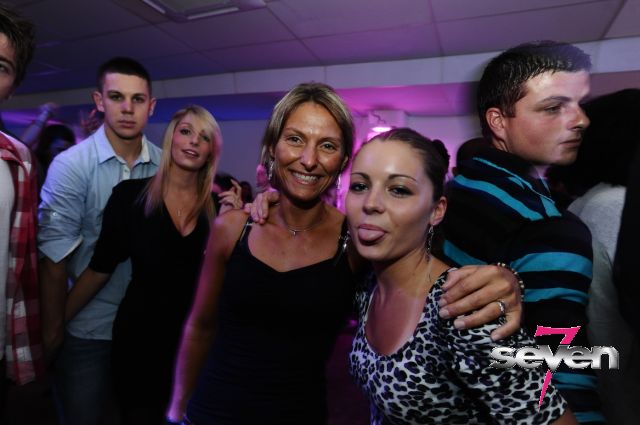 Cliquer pour voir l'image en taille réelle