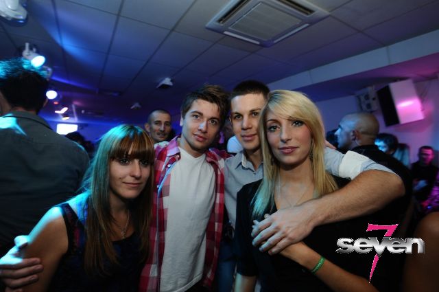 Cliquer pour voir l'image en taille réelle