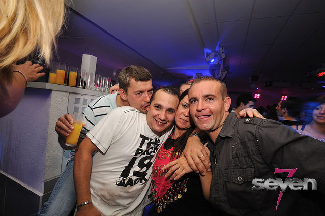 Cliquer pour voir l'image en taille réelle