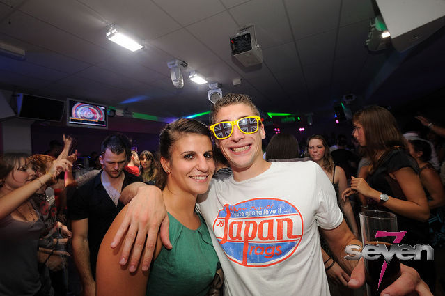 Cliquer pour voir l'image en taille réelle