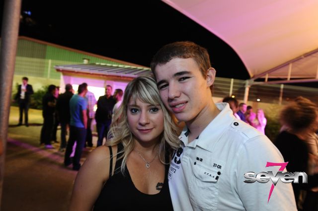 Cliquer pour voir l'image en taille réelle