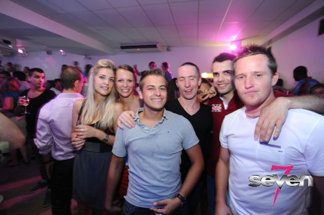 Cliquer pour voir l'image en taille réelle