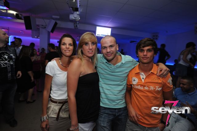 Cliquer pour voir l'image en taille réelle