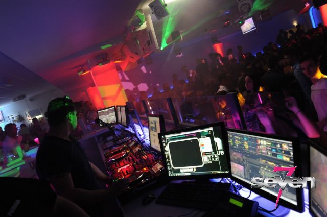 Cliquer pour voir l'image en taille réelle