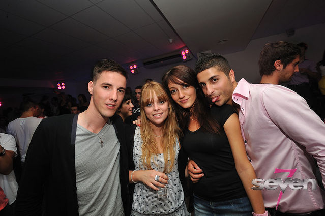 Cliquer pour voir l'image en taille réelle