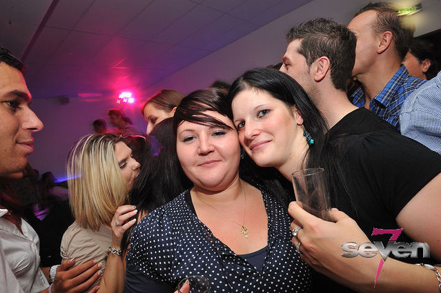 Cliquer pour voir l'image en taille réelle