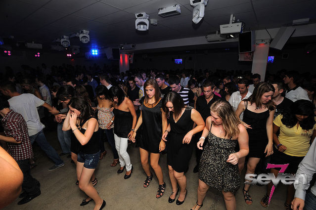 Cliquer pour voir l'image en taille réelle