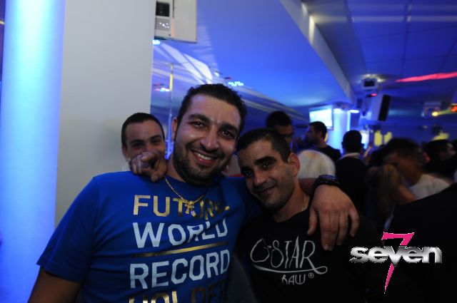 Cliquer pour voir l'image en taille réelle