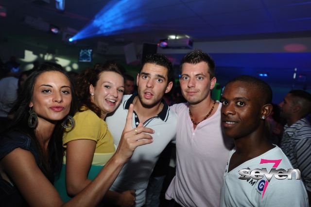 Cliquer pour voir l'image en taille réelle