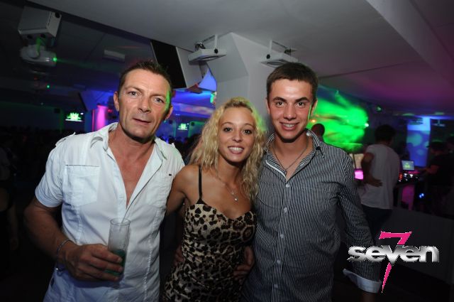 Cliquer pour voir l'image en taille réelle