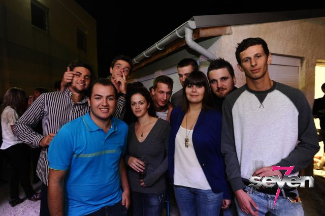 Cliquer pour voir l'image en taille réelle