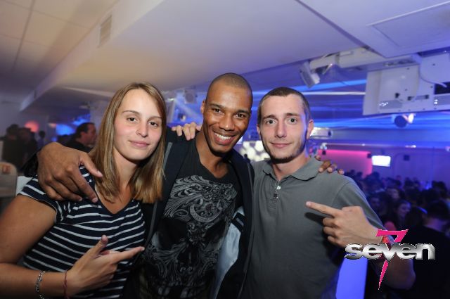 Cliquer pour voir l'image en taille réelle