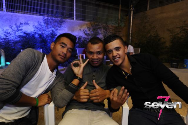 Cliquer pour voir l'image en taille réelle