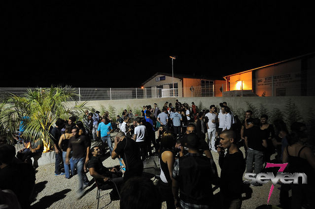 Cliquer pour voir l'image en taille réelle