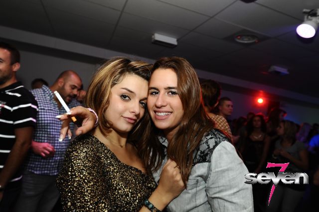 Cliquer pour voir l'image en taille réelle