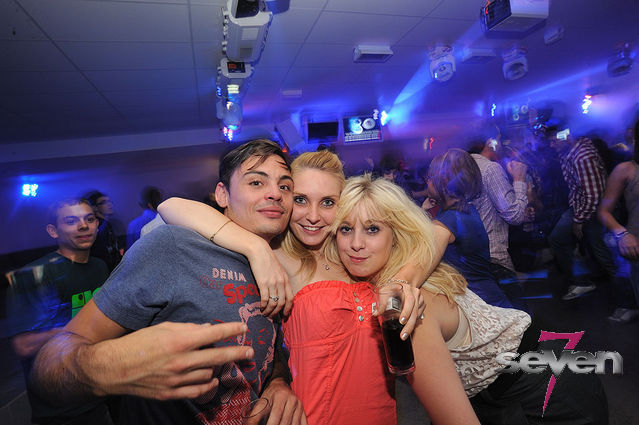 Cliquer pour voir l'image en taille réelle