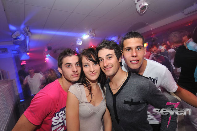 Cliquer pour voir l'image en taille réelle