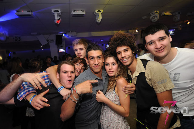 Cliquer pour voir l'image en taille réelle