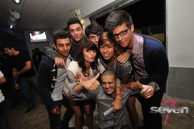 Cliquer pour voir l'image en taille réelle