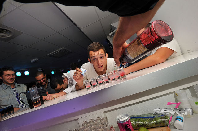 Cliquer pour voir l'image en taille réelle