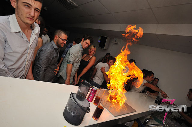 Cliquer pour voir l'image en taille réelle